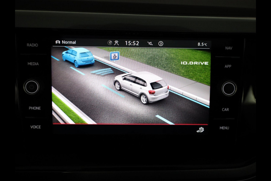 Volkswagen Polo 2.0 TSI GTI Automaat (DSG) | Panoramadak |  | Achteruitrijcamera | Stoelverwarming |Parkeersensoren|Adaptieve cruise control | | Private lease vanaf € 649,- pm|Verlengde garantie|Navigatie via App