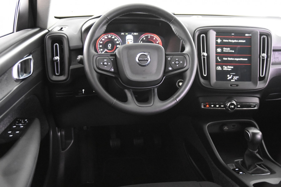 Volvo XC40 1.5 T2 Momentum *1ste Eigenaar*Navigatie*DAB*LED*
