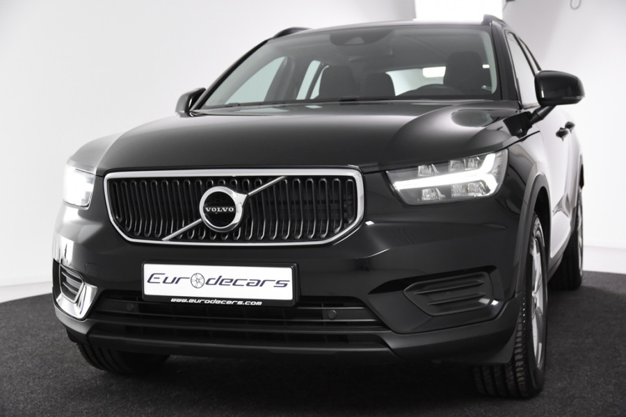 Volvo XC40 1.5 T2 Momentum *1ste Eigenaar*Navigatie*DAB*LED*