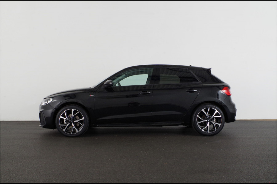 Audi A1 Sportback 30 TFSI S line > 116pk/Automaat/Stoelverwarming/parkeersensoren... | 9817 |