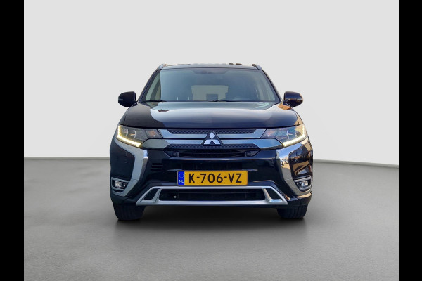 Mitsubishi Outlander 2.4 PHEV Intense+ | Open Dak | Dodehoek | Stoelverwarming | Clima |