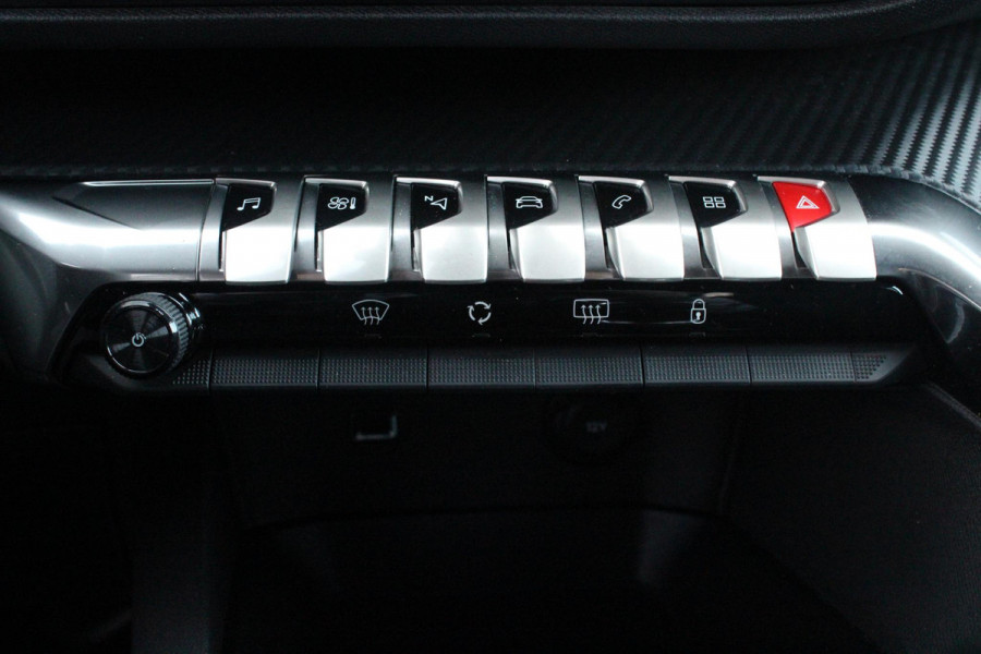 Peugeot 3008 1.2 130PK ALLURE PACK BUSINESS | NAVIGATIE | APPLE CARPLAY/ANDROID AUTO | ACHTERUITRIJ CAMERA | PARKEERSENSOREN VOOR EN ACHTER | CLIMATE CONTROL | LED KOPLAMPEN | CRUISE CONTROL | KEYLESS ENTRY/START | DAB+ RADIO | DODEHOEK DETECTIE |