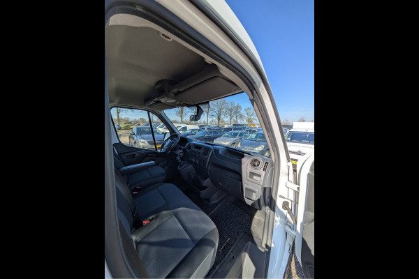 Renault Master T33 2.3 dCi L1H1 Imperiaal Trekhaak 3-Persoons A.Camera Airco Cruise Control Lat om lat betimmering Betonplex Vloer Bluetooth Sidebars 1e Eigenaar  EURO 6 Y