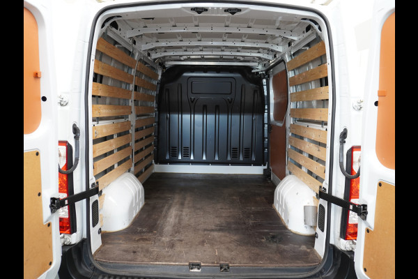 Renault Master T33 2.3 dCi L1H1 Imperiaal Trekhaak 3-Persoons A.Camera Airco Cruise Control Lat om lat betimmering Betonplex Vloer Bluetooth Sidebars 1e Eigenaar  EURO 6 Y