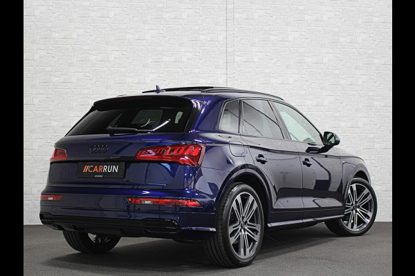 Audi Q5 2.0 TFSI Quattro S-Line | Luchtvering | 360 View | Panorama | ACC | RS-Leder | Head-Up | B&O Sound | Keyless-Entry | Trekhaak | Sfeerverlichting | Stoelverwarming V+A | Elek-Stoelen | Autom. Parkeren | Virtual-Cockpit | Draadloos Laden |