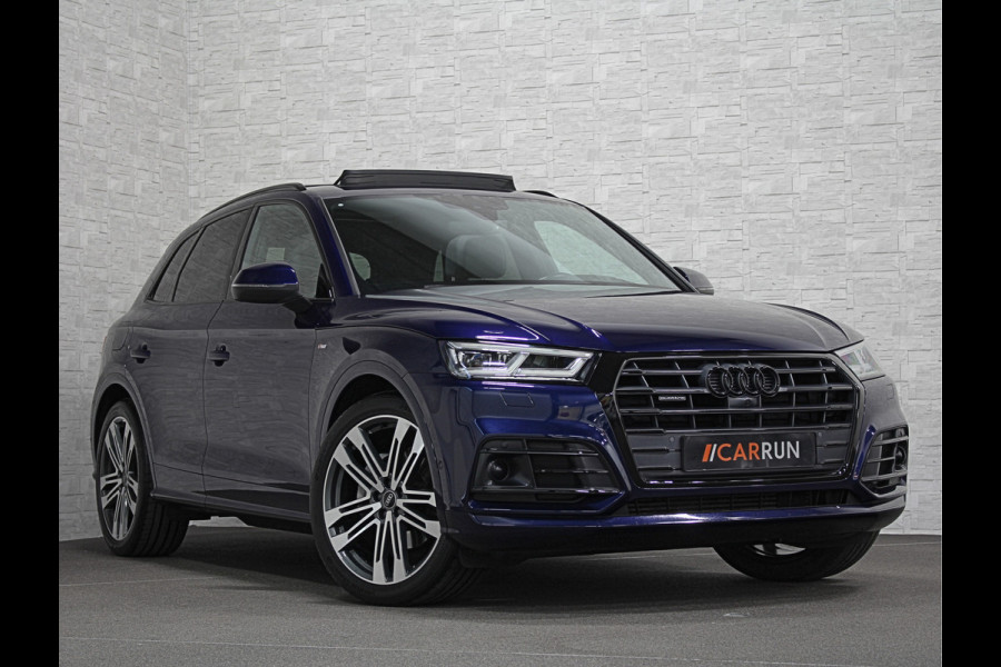 Audi Q5 2.0 TFSI Quattro S-Line | Luchtvering | 360 View | Panorama | ACC | RS-Leder | Head-Up | B&O Sound | Keyless-Entry | Trekhaak | Sfeerverlichting | Stoelverwarming V+A | Elek-Stoelen | Autom. Parkeren | Virtual-Cockpit | Draadloos Laden |