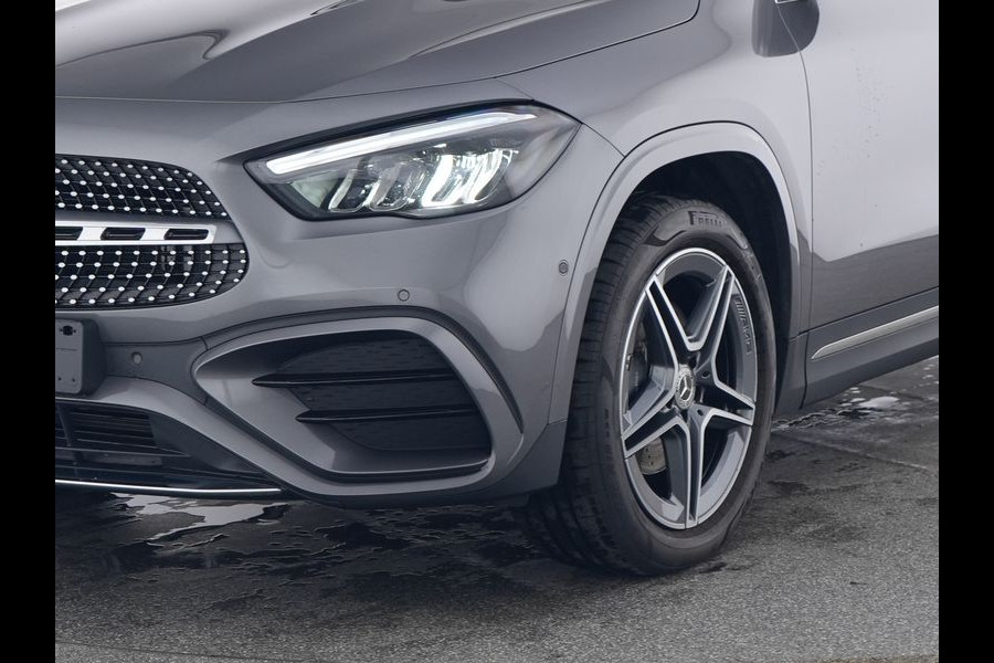 Mercedes-Benz GLA 250 e AMG Face Lift Plug-In Hybride | AMG Line | Panorama Schuif-Kanteldak | Dodehoekassist | Sfeerverliichting | 11kW laden | Stuur en Stoelverwarming | Inclusief 24 maanden MB Certified garantie voor Europa.