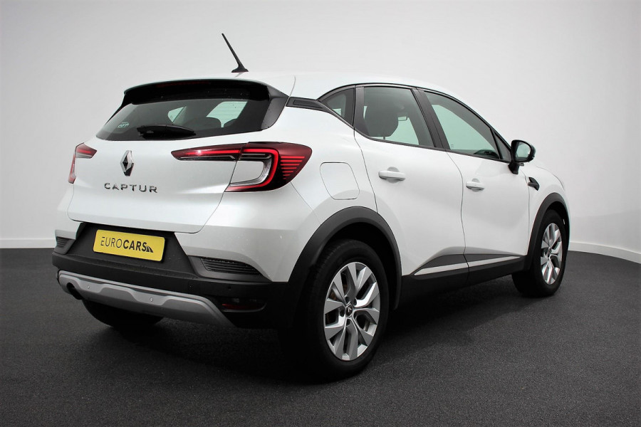 Renault Captur 1.0 TCe 100 Zen Renault Captur 1.0 TCe Zen | Navigatie | Apple Carplay/Android Auto | Climate Control | Cruise Control | Stoelverwarming | Camera | 17 Inch Lichtmetalen Velgen | Lane Assist |