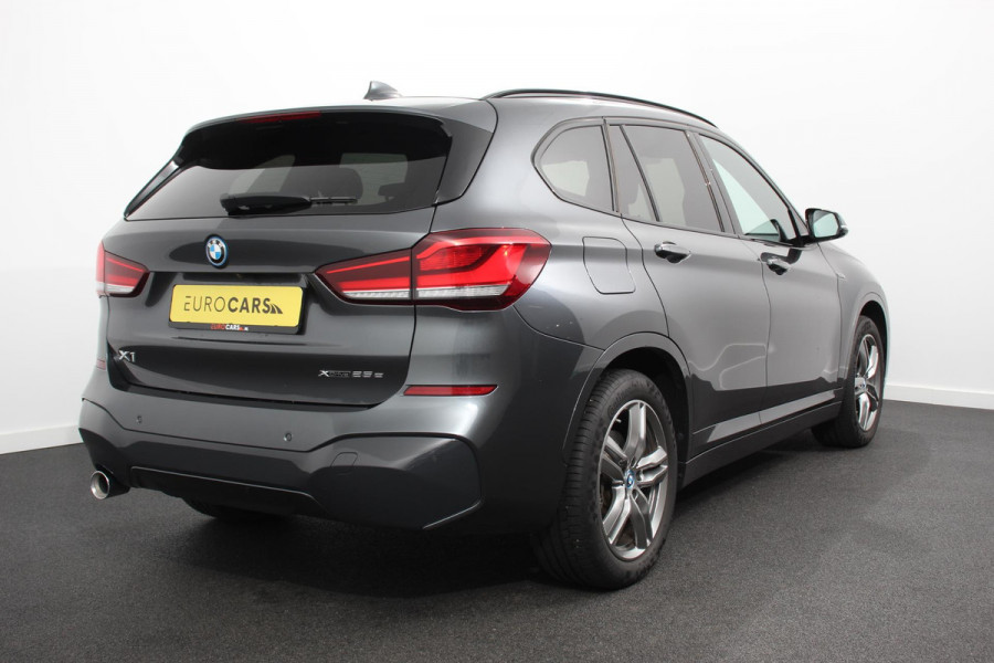 BMW X1 xDrive25e M-Sport PHEV Shadow Line | Climate Control | Cruise Control | Camera | Parkeer sensoren | Navigatie | Electrische Achterklep |