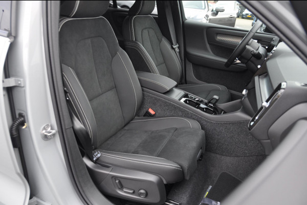 Volvo XC40 B4 211PK Automaat Plus Dark / Adaptive cruise control / Elektrische stoelen / Harman Kardon audio / Pilot assist / BLIS / Stoel en stuur verwarming / Elektrische achterklep / Parkeersensoren met camera / Google infotainment