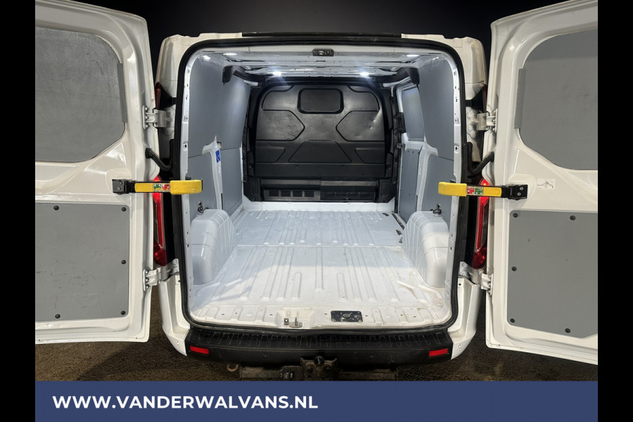 Ford Transit Custom 2.0 TDCI L1H1 Euro6 Airco | Navigatie | Camera | LED | Cruisecontrol | Trekhaak | Verwarmde voorruit Parkeersensoren, Bijrijdersbank