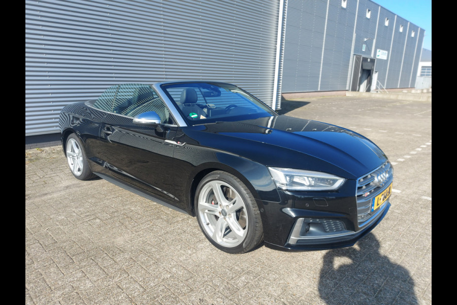 Audi A5 Cabriolet 3.0 TFSI S5 quattro Virtueel dashbord,B&O,Alarm kl.5, airco,cruise,navigatie,360 camera,stoelverwarming,parkcontrol,