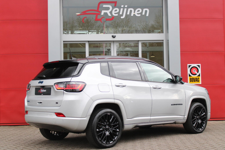 Jeep Compass 4xe 240PK Plug-in Hybrid S | NAVIGATIE 10,25 "TOUCHSCREEN | APPLE CARPLAY/ANDROID AUTO | ACHTERUITRIJ CAMERA | DAB+ RADIO | CLIMATE CONTROL | 19"GLOSS BLACK LICHTMETALEN VELGEN | ADAPTIVE / CRUISE CONTROL | DIGITAAL INSTRUMENTENPANEEL | LEDEREN BEKLEDING | ELEKTRISCH BEDIENBARE ACHTERKLEP | FULL LED KOPLAMPEN | LED MISTLAMPEN / BOCHTVERLICHTING | KEYLESS ENTRY & START | DRAADLOOS LADEN TELEFOON |  ELEKTRISCH BEDIENBARE BESTUURDERSSTOEL MET GEHEUGENFUNCTIE |