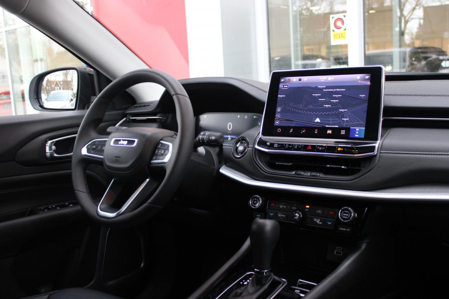 Jeep Compass 4xe 240PK Plug-in Hybrid S | NAVIGATIE 10,25 "TOUCHSCREEN | APPLE CARPLAY/ANDROID AUTO | ACHTERUITRIJ CAMERA | DAB+ RADIO | CLIMATE CONTROL | 19"GLOSS BLACK LICHTMETALEN VELGEN | ADAPTIVE / CRUISE CONTROL | DIGITAAL INSTRUMENTENPANEEL | LEDEREN BEKLEDING | ELEKTRISCH BEDIENBARE ACHTERKLEP | FULL LED KOPLAMPEN | LED MISTLAMPEN / BOCHTVERLICHTING | KEYLESS ENTRY & START | DRAADLOOS LADEN TELEFOON |  ELEKTRISCH BEDIENBARE BESTUURDERSSTOEL MET GEHEUGENFUNCTIE |