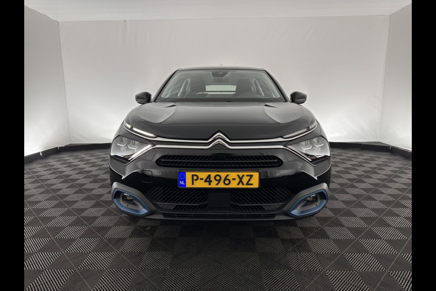 Citroën Ë-C4 Feel 50 kWh [ 3-Fase ] (INCL-BTW) *FULL-LED | DIGI-COCKPIT | CARPLAY | MICROFIBRE-COMFORT-SEATS | ECC | LANE-ASSIST | PDC | CRUISE | 18''ALU*