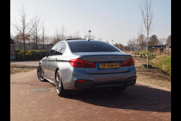 BMW 5 Serie 530e iPerformance Executive | M-Pakket | Schuifdak | Camera | Dealer Onderhouden | NL-Auto |