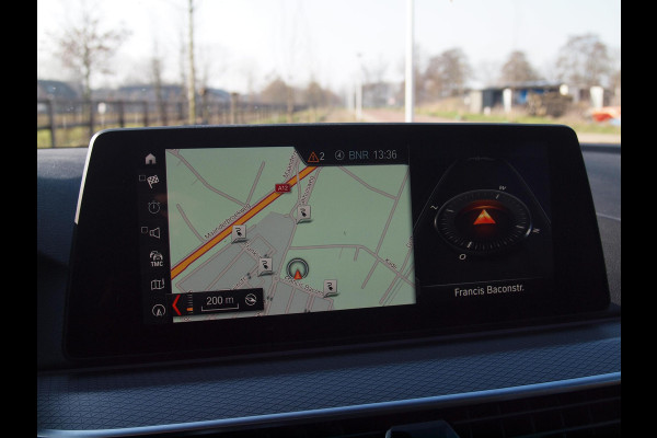 BMW 5 Serie 530e iPerformance Executive | M-Pakket | Schuifdak | Camera | Dealer Onderhouden | NL-Auto |