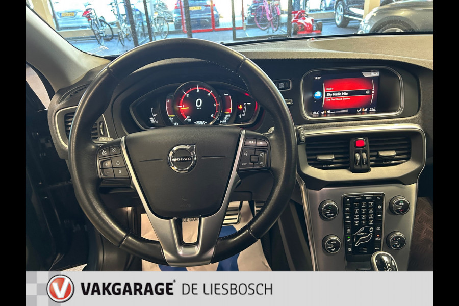 Volvo V40 Cross Country 2.0 D3 Nordic+,leer,led,navi,pdc,cruisec, boeken,orig. nederlands