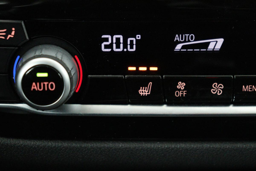 BMW 5 Serie 520i High Executive Edition | Panoramadak | Trekhaak | Leder | Camera | Stoelverwarming | Carplay | Memory | Comfortstoelen | Full LED | Live Cockpit