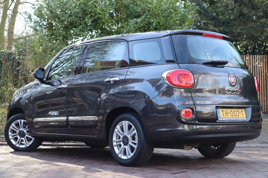 Fiat 500L Wagon 0.9 TwinAir Lounge | 7 Zitplaatsen | Camera | Navi |