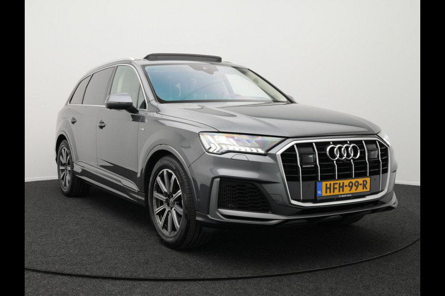 Audi Q7 55 TFSI e Quattro S Line Plug In Hybrid 3500kg Trekgewicht PHEV | Luchtvering | Panodak | Adaptive Cruise | 360 Camera | Bang & Olufsen | Head Up | Alcantara Hemel | Lederen Sportstoelen memory & Ventilatie |