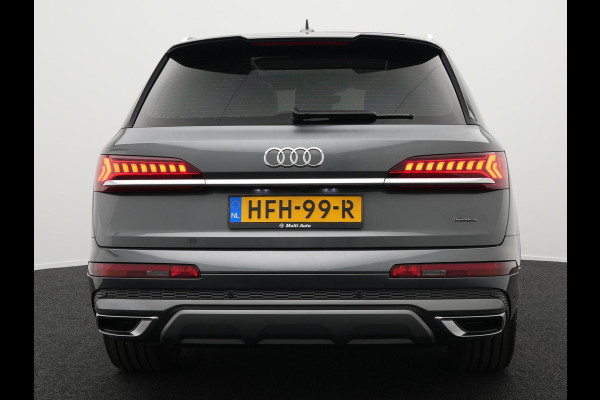 Audi Q7 55 TFSI e Quattro S Line Plug In Hybrid 3500kg Trekgewicht PHEV | Luchtvering | Panodak | Adaptive Cruise | 360 Camera | Bang & Olufsen | Head Up | Alcantara Hemel | Lederen Sportstoelen memory & Ventilatie |