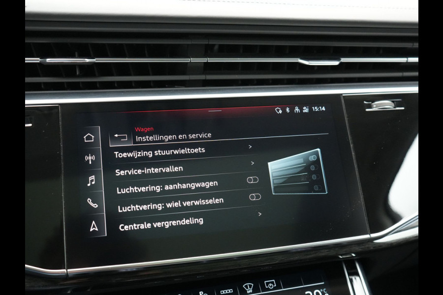 Audi Q7 55 TFSI e Quattro S Line Plug In Hybrid 3500kg Trekgewicht PHEV | Luchtvering | Panodak | Adaptive Cruise | 360 Camera | Bang & Olufsen | Head Up | Alcantara Hemel | Lederen Sportstoelen memory & Ventilatie |