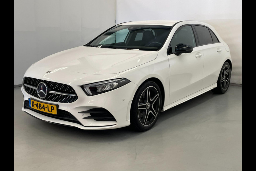 Mercedes-Benz A-Klasse 180 / AMG / BTW / NL-auto / Sfeerverlichting