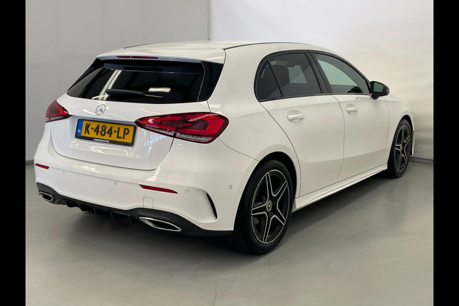 Mercedes-Benz A-Klasse 180 / AMG / BTW / NL-auto / Sfeerverlichting