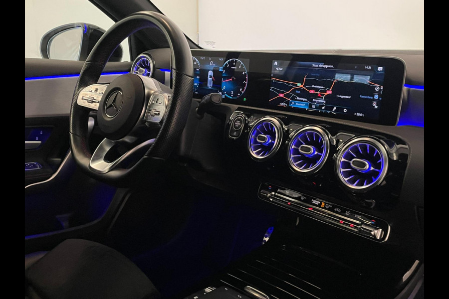 Mercedes-Benz A-Klasse 180 / AMG / BTW / NL-auto / Sfeerverlichting