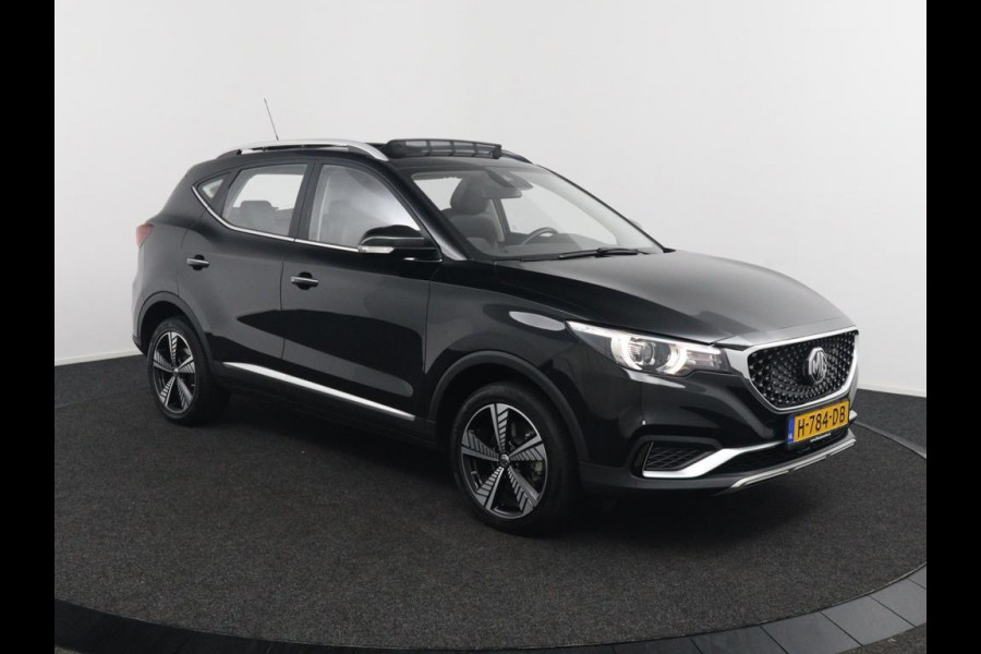 MG ZS EV Luxury 45 kWh*PANO*ACC*NAVI*LEER*CARPLAY*CAM*