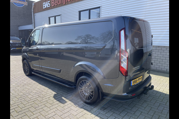 Ford Transit Custom 320 2.0 TDCI 170pk L2H1 Limited / vaste prijs rijklaar € 19.950 ex btw / lease vanaf € 366 / lichtemetalen velgen / magnetic grey metallic / trekhaak 2800 kg !