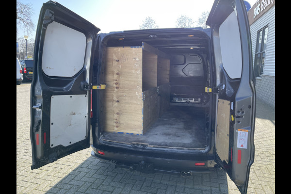 Ford Transit Custom 320 2.0 TDCI 170pk L2H1 Limited / vaste prijs rijklaar € 19.950 ex btw / lease vanaf € 366 / lichtemetalen velgen / magnetic grey metallic / trekhaak 2800 kg !