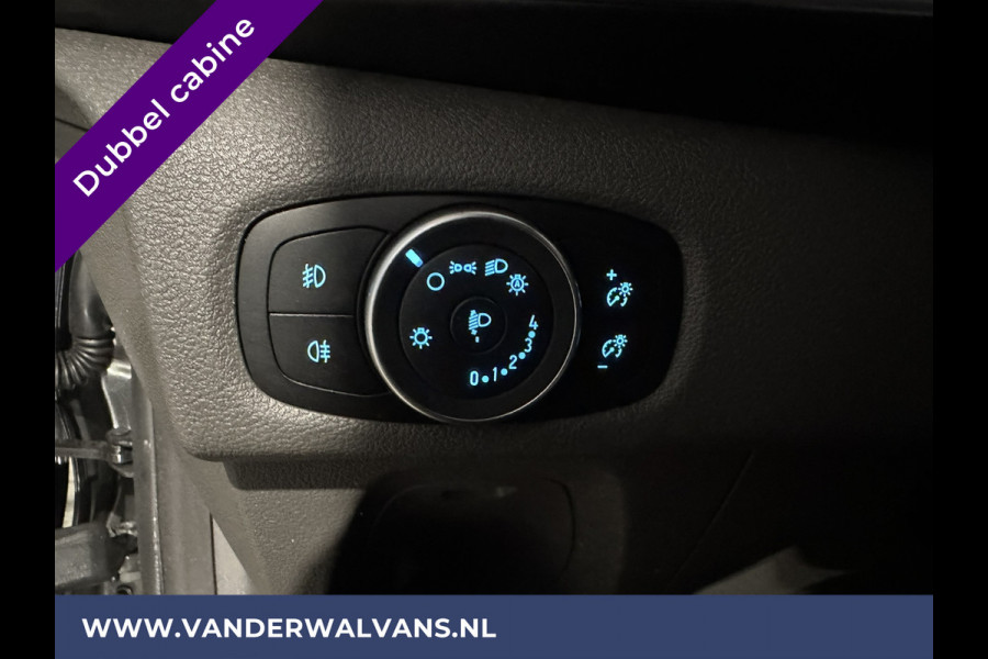 Ford Transit Custom 2.0 TDCI 131pk L2H1 Dubbele cabine Euro6 Airco | 6-Zits | 2x zijdeur | Xenon | Navigatie | Camera | LED | LM Velgen Cruisecontrol, Trekhaak, Apple Carplay, Android Auto, Stoelverwarming, Verwarmde voorruit,