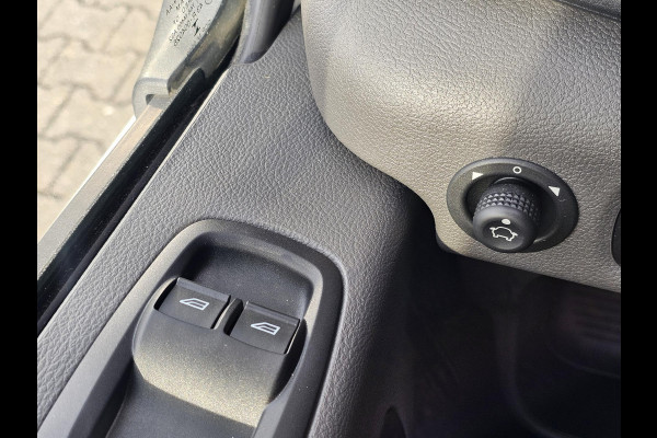 Ford Transit 310 2.0 TDCI L3H2 Trend 170pk! | Airco | Cruise control | Parkeersensoren | Lane assist | Nette auto!
