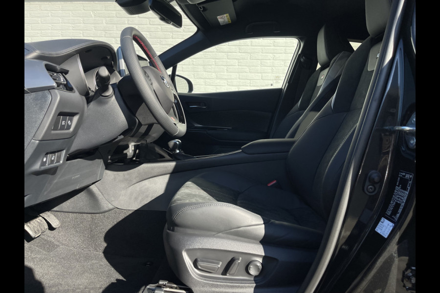 Toyota C-HR 2.0 Hybrid Business GR-Sport | Premium Pack | LED | ACC | Dodehoek | Leder/Alcantara | 19 inch