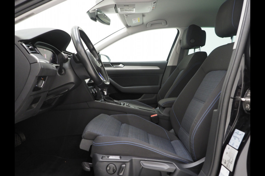 Volkswagen Passat Variant 1.4 TSI PHEV GTE | Massage | Adaptive Cruise | Virtual | Camera | Carplay | Trekhaak