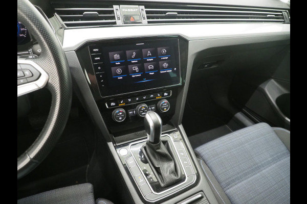 Volkswagen Passat Variant 1.4 TSI PHEV GTE | Massage | Adaptive Cruise | Virtual | Camera | Carplay | Trekhaak