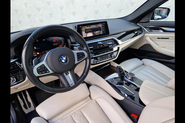 BMW 5 Serie Touring 540i xDrive High Executive | Massage Stoelen | HUD | Harman/Kardon | Pano | BSD |