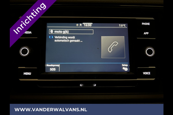 Volkswagen Crafter 2.0 TDI 141pk L3H2 L2H1 inrichting Euro6 Airco | Camera | Apple Carplay | Android Auto | Parkeersensoren Bijrijdersbank, 3000kg trekvermogen