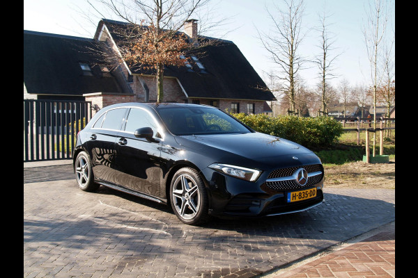 Mercedes-Benz A-Klasse 180 Business Solution AMG Widescreen | Stoelverwarming | Camera | NL-Auto |