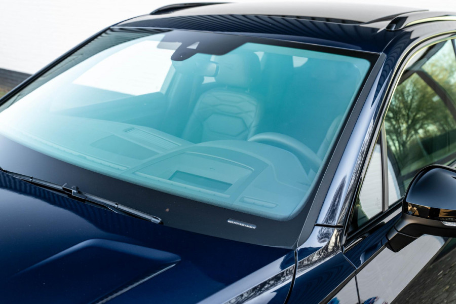 Volkswagen Touareg 3.0 TSI eHybrid R 4M Puglia DynAudio Massage Pano