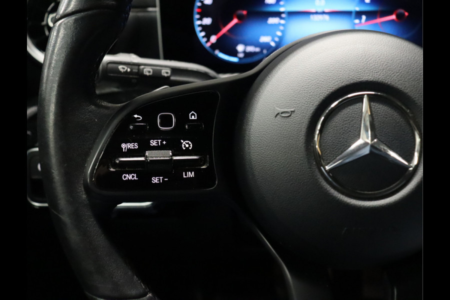 Mercedes-Benz A-Klasse 180 Business Solution [WIDE SCREEN, APPLE CARPLAY, CRUISE CONTROL,TREKHAAK, CAMERA, PDC, STOELVERWARMING, CLIMATE CONTROL, NAVIGATIE, NIEUWSTAAT]