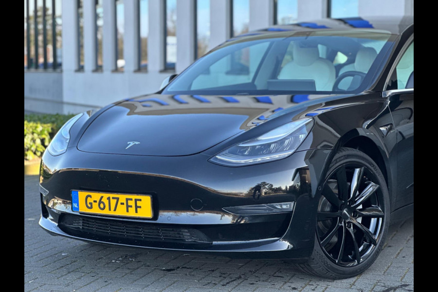 Tesla Model 3 Long Range  351 pk AWD 75 kWh, 76000 km, panoramadak, leder, Nederlandse auto met nap