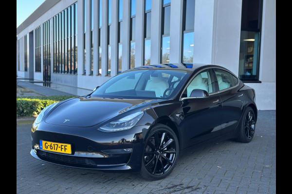 Tesla Model 3 Long Range  351 pk AWD 75 kWh, 76000 km, panoramadak, leder, Nederlandse auto met nap