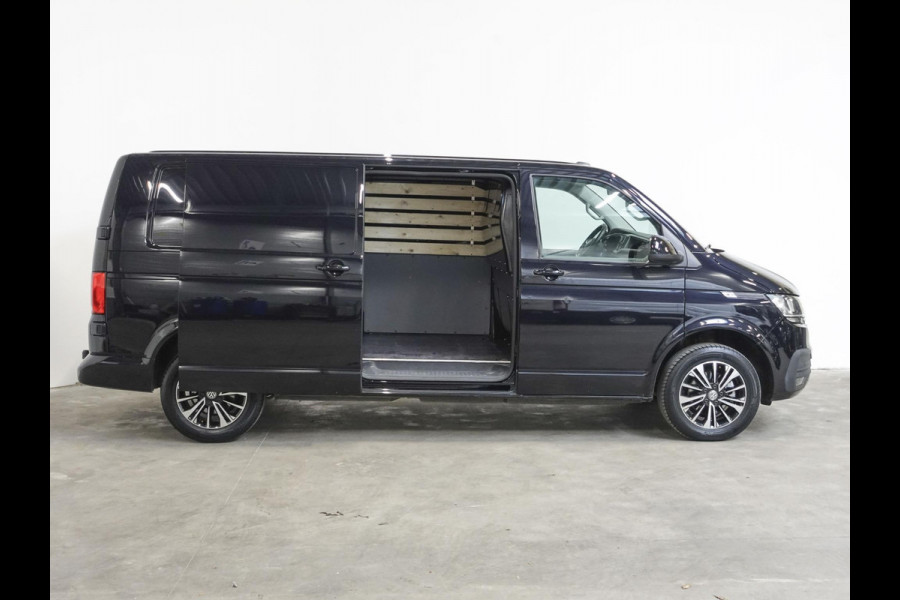 Volkswagen Transporter 2.0 TDI L2H1 Highline Automaat Airco Navi Parkeersensoren Trekhaak Lichtmetalen velgen