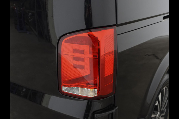 Volkswagen Transporter 2.0 TDI L2H1 Highline Automaat Airco Navi Parkeersensoren Trekhaak Lichtmetalen velgen