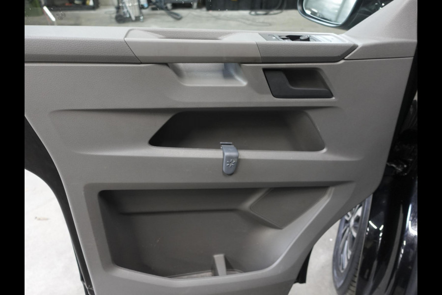 Volkswagen Transporter 2.0 TDI L2H1 Highline Automaat Airco Navi Parkeersensoren Trekhaak Lichtmetalen velgen