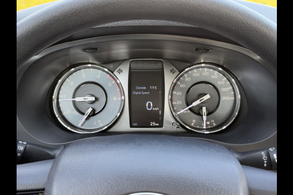 Toyota Hilux 2.4 D-4D XTRA CAB / !! NIEUW !! BPM VRIJ / 4x4 / AIRCO / CRUISE / 3500 KG TREKGEWICHT