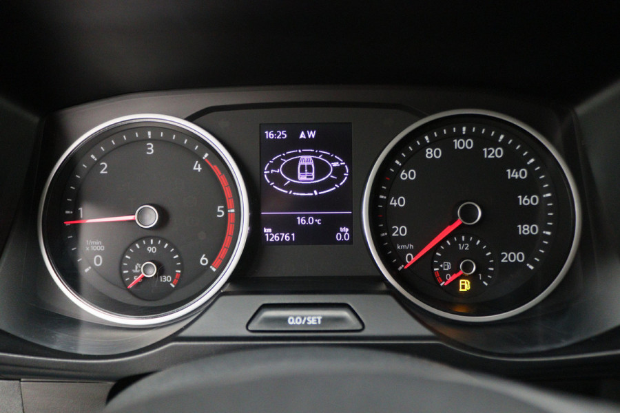 Volkswagen Crafter 35 2.0 TDI L3H2 Highline 3-Zits, Apple Carplay, Airco, Cruise, Navigatie, PDC